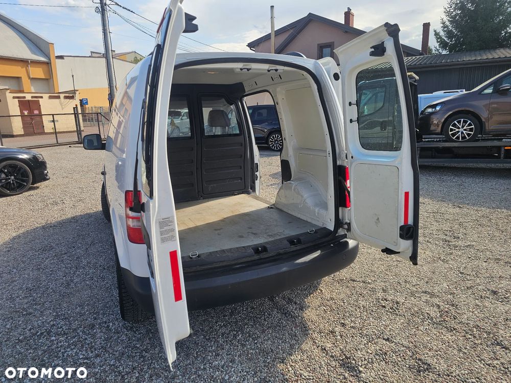 Volkswagen Caddy - 8