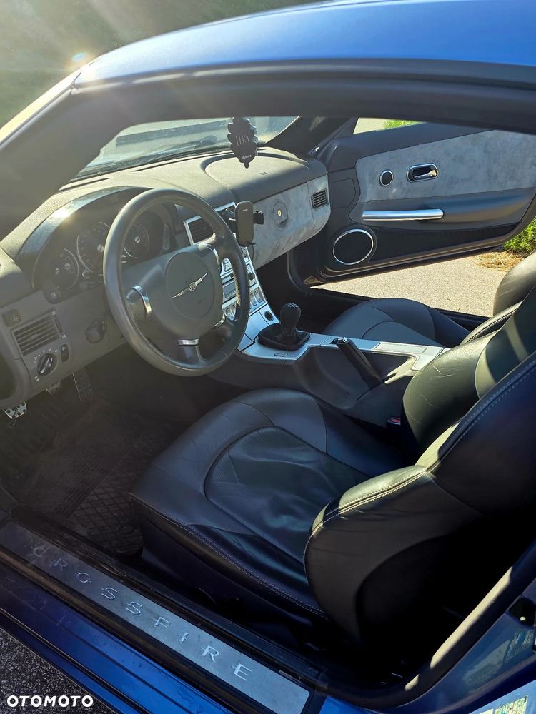 Chrysler Crossfire - 11