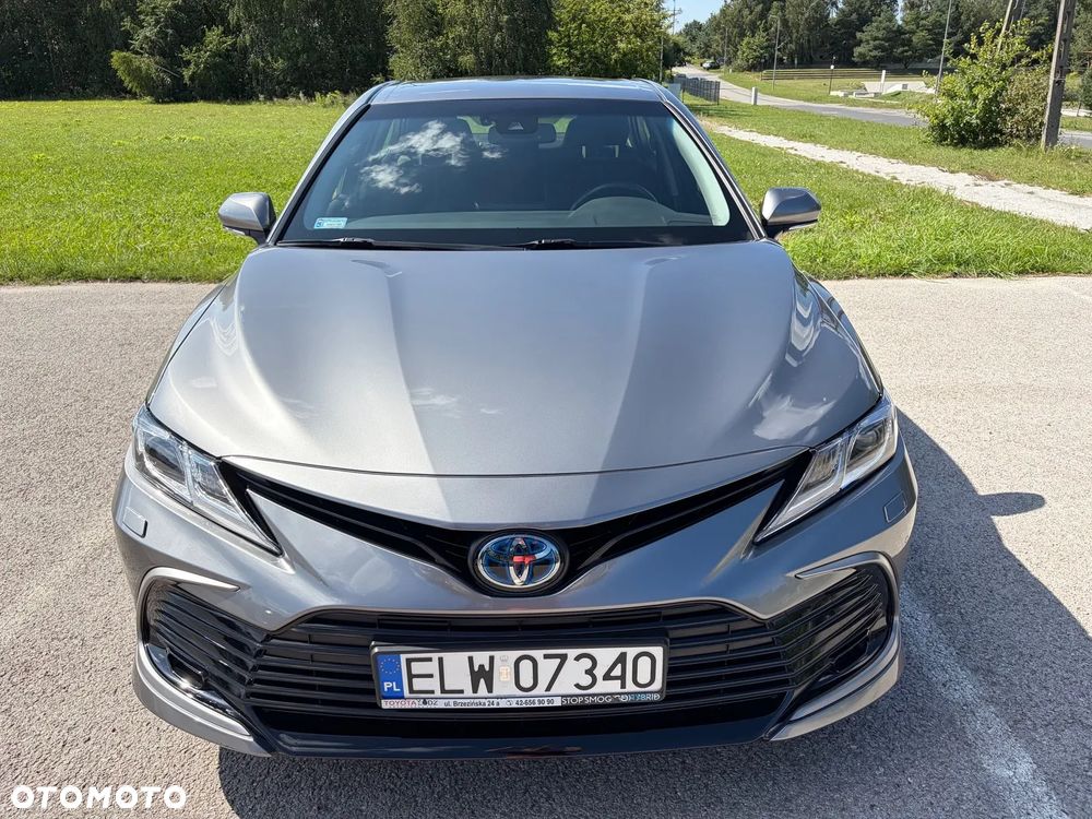 Toyota Camry 2.5 Hybrid Comfort CVT - 2