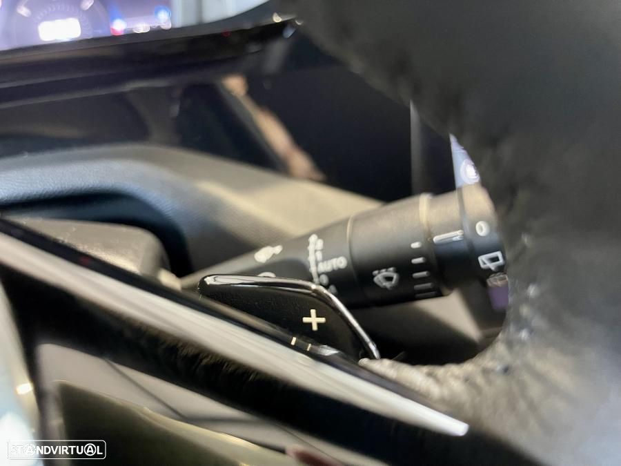 Peugeot 308 SW 1.5 BlueHDi Allure EAT8 - 13