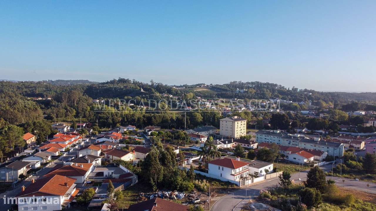 Terreno com licença construção, Santa Maria Feira - Grande imagem: 3/14