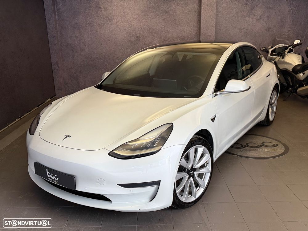 Tesla Model 3 Standard Range Plus RWD - 4