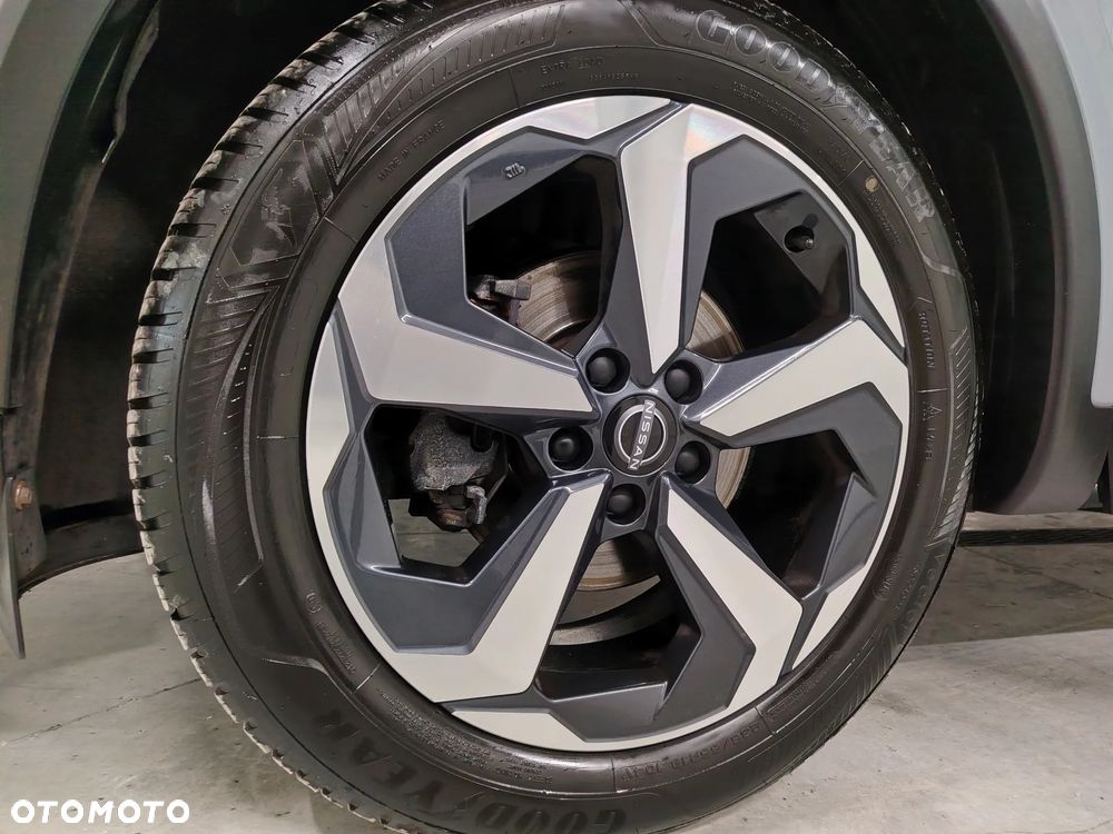 Nissan Qashqai 1.3 DIG-T DCT N-CONNECTA - 40