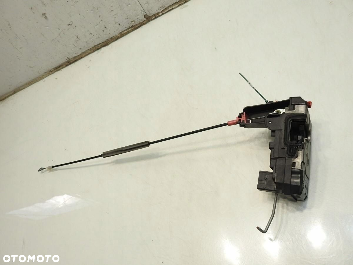ZAMEK DRZWI LEWY TYŁ 5 PIN OPEL ZAFIRA B 13210738 - 8