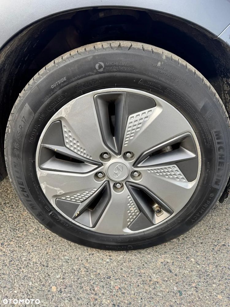 Hyundai Kona EV - 28
