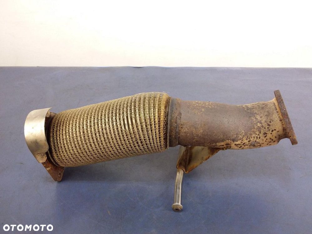 VOLVO XC60 II 2.0 T5 ŁĄCZE ELASTYCZNE - 4