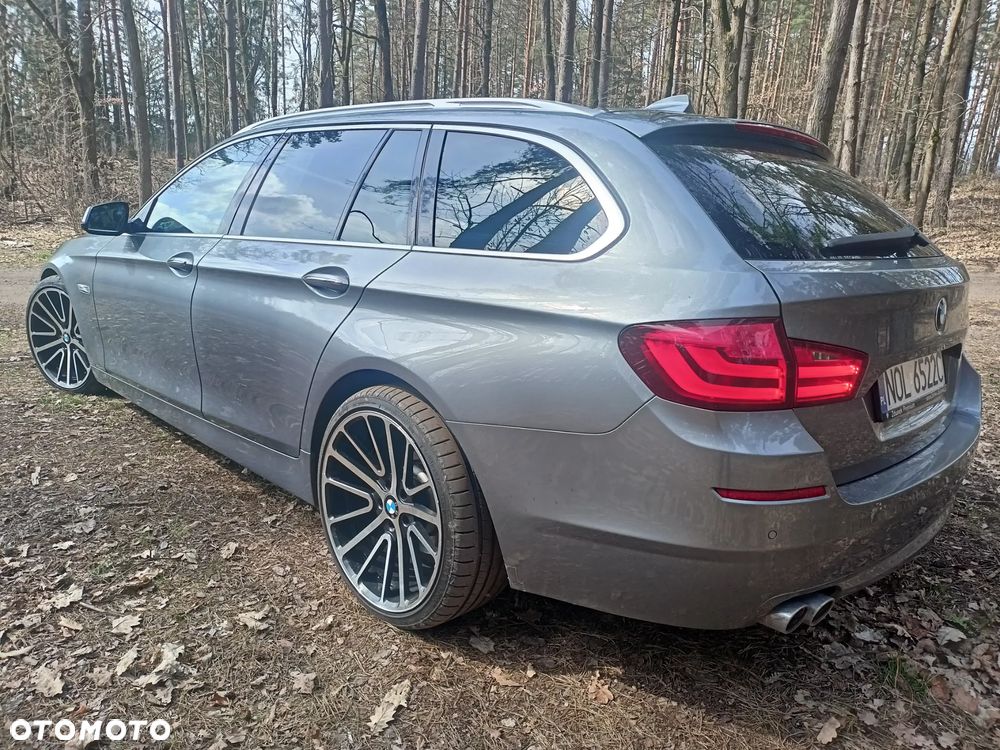 BMW Seria 5 520d Touring - 4