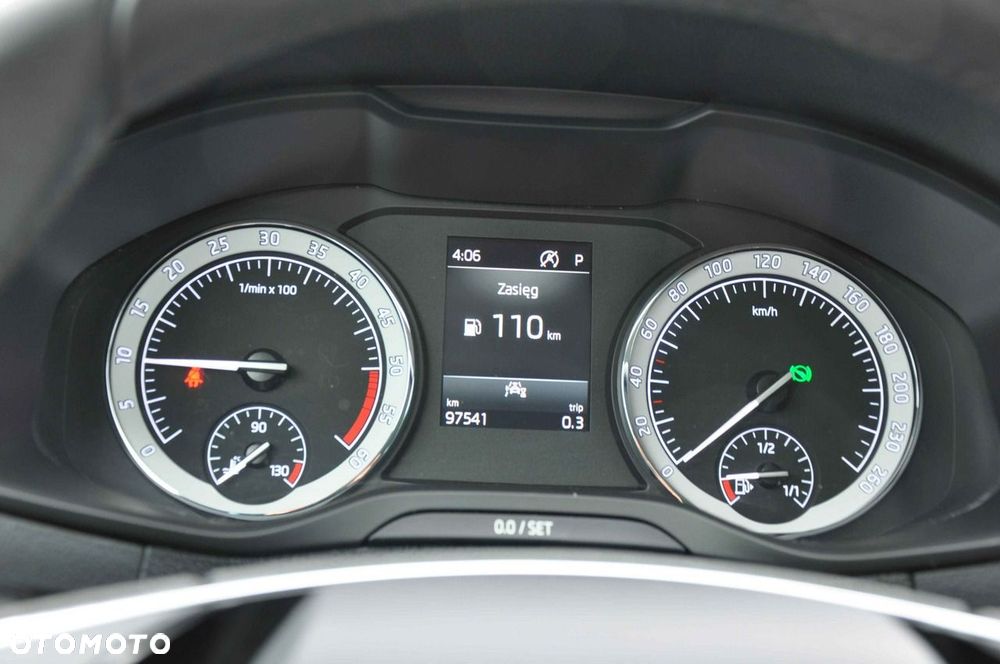 Skoda Karoq 2.0 TDI SCR 4x2 Ambition DSG - 24