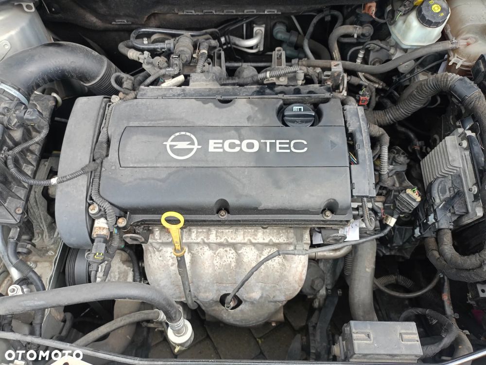 Opel Astra 1.6 Selection 110 Jahre - 18