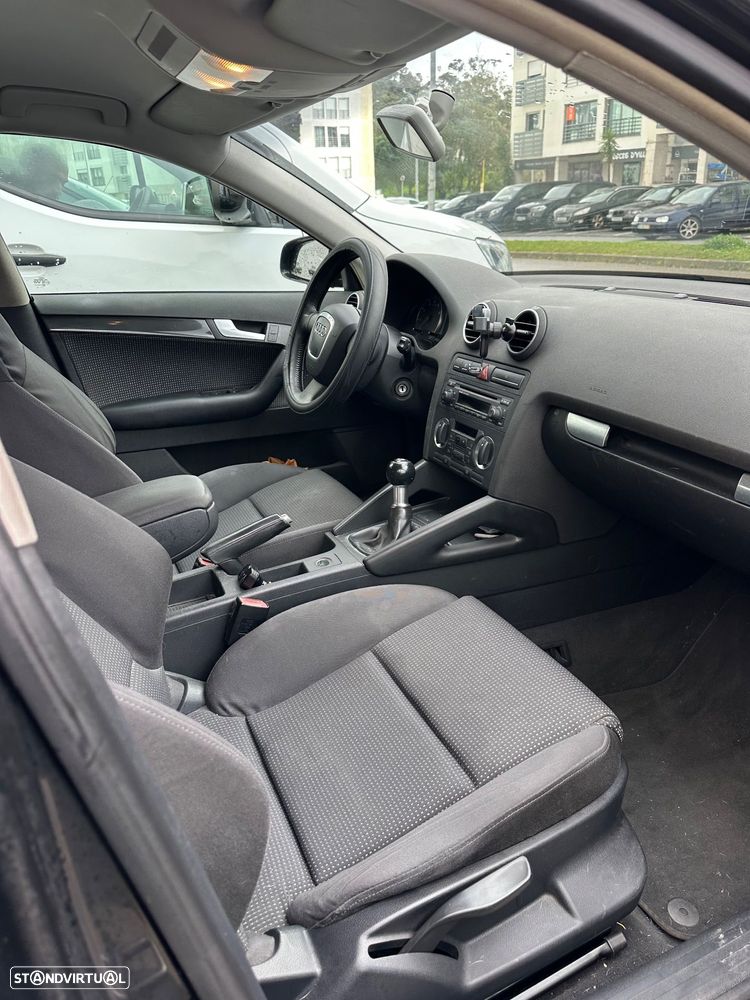 Audi A3 Sportback 1.6 FSi - 8