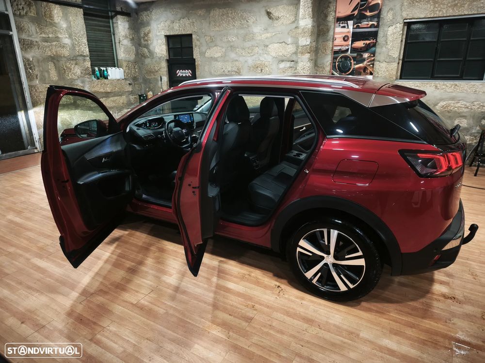 Peugeot 3008 225 e-EAT8 Allure - 9