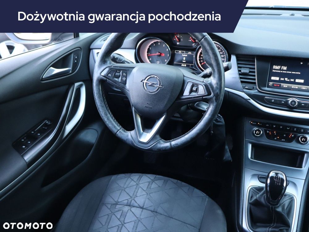 Opel Astra - 9
