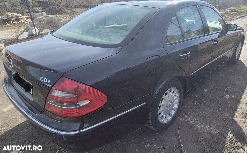 Mercedes-Benz E 220 CDI Automatik Elegance - 10