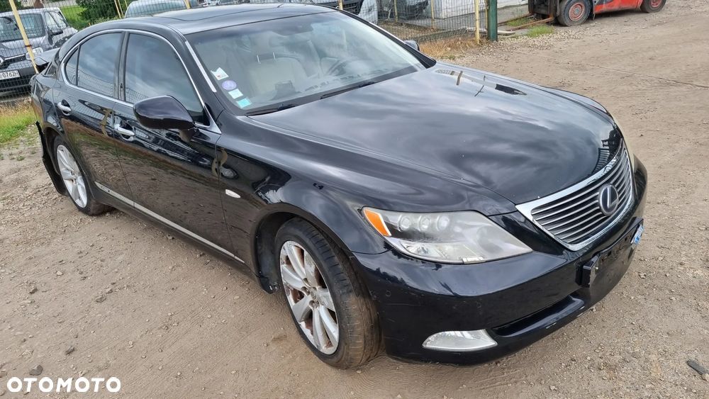 Lexus LS 600h Ambience h - 19