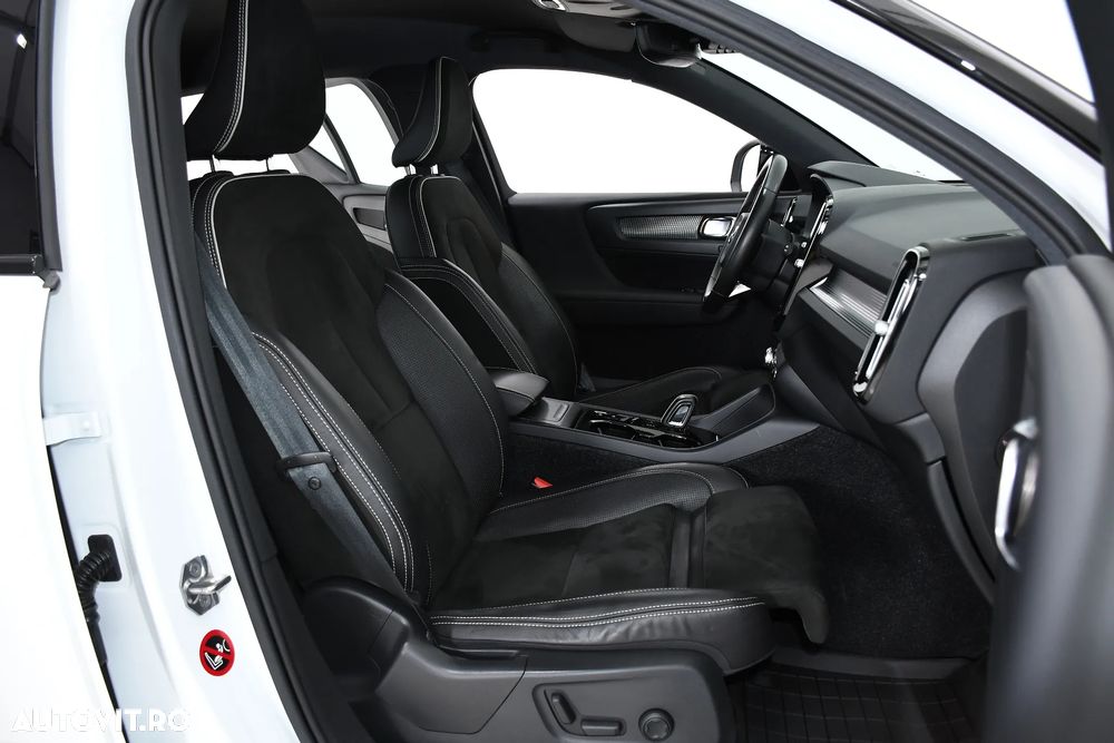 Volvo XC 40 D4 AWD Geartronic R-Design - 14