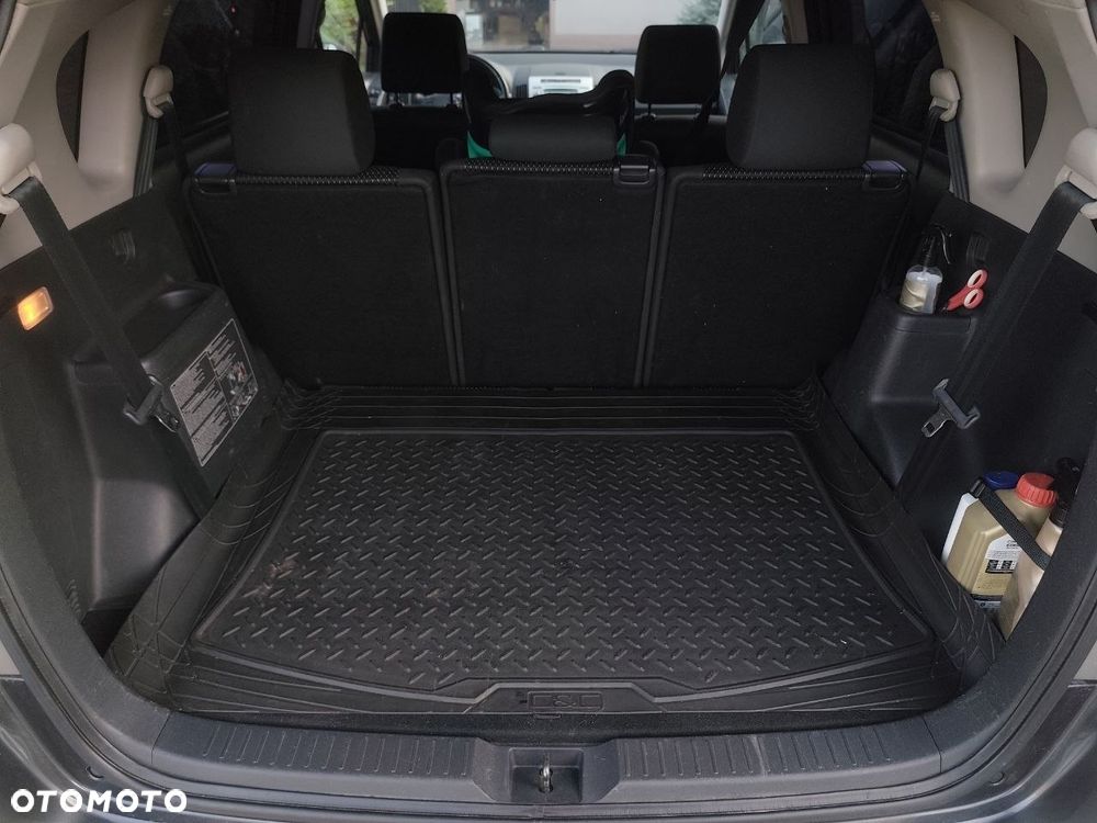 Toyota Corolla Verso - 6