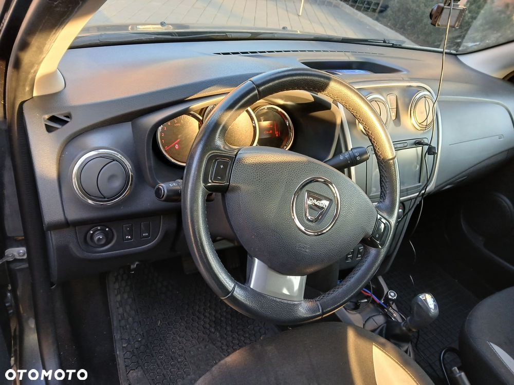 Dacia Sandero - 16