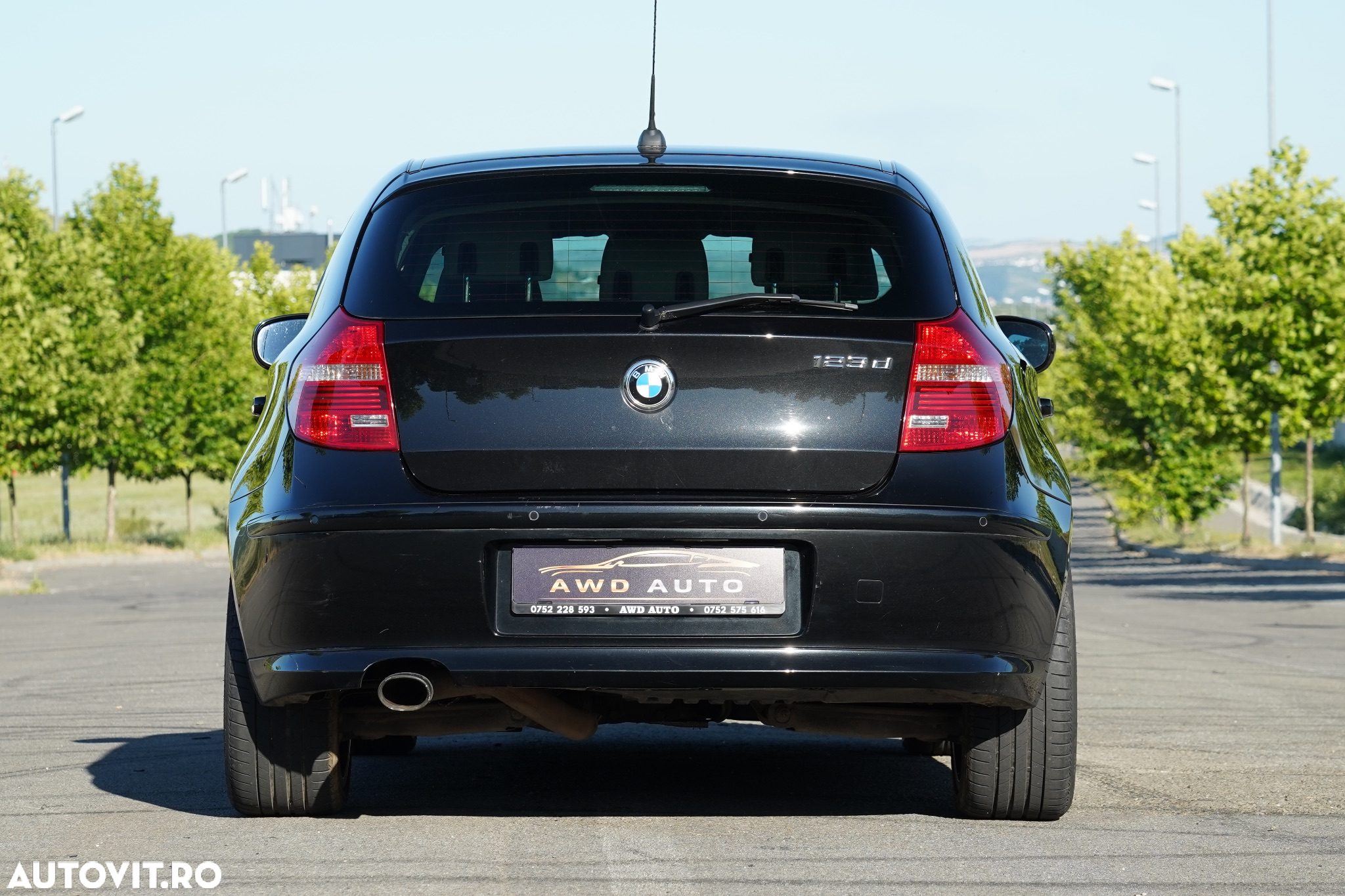 BMW Seria 1 123d DPF Aut. Edition Sport - 21