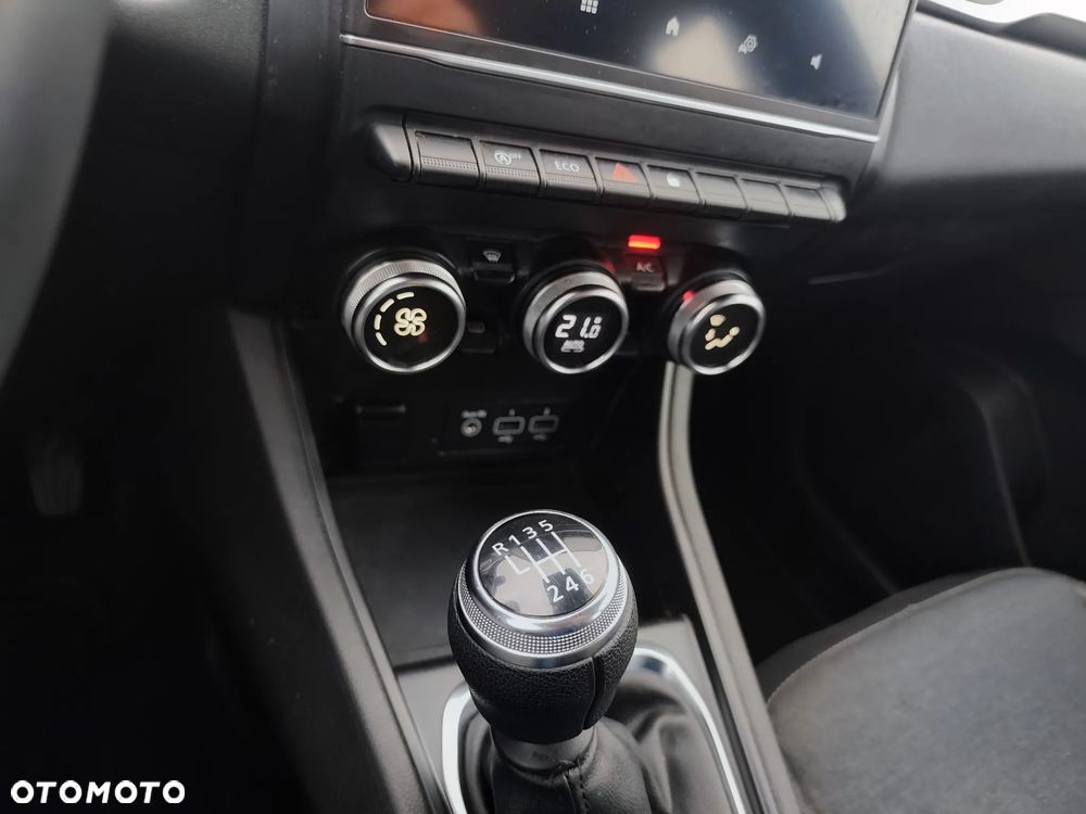 Renault Captur - 13