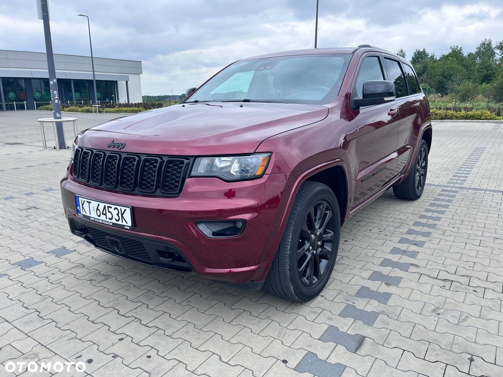 Jeep Grand Cherokee - 1