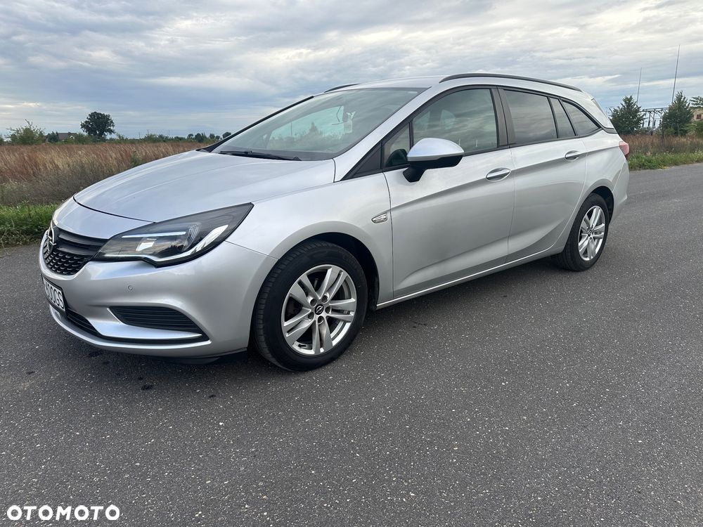 Opel Astra - 1