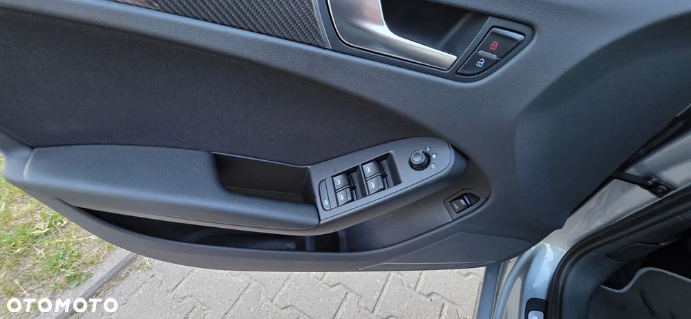 Audi A4 Avant - 25