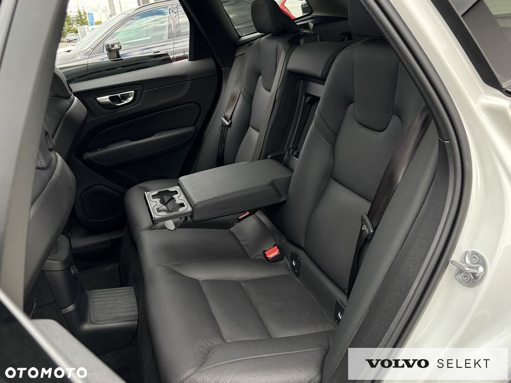 Volvo XC 60 - 28