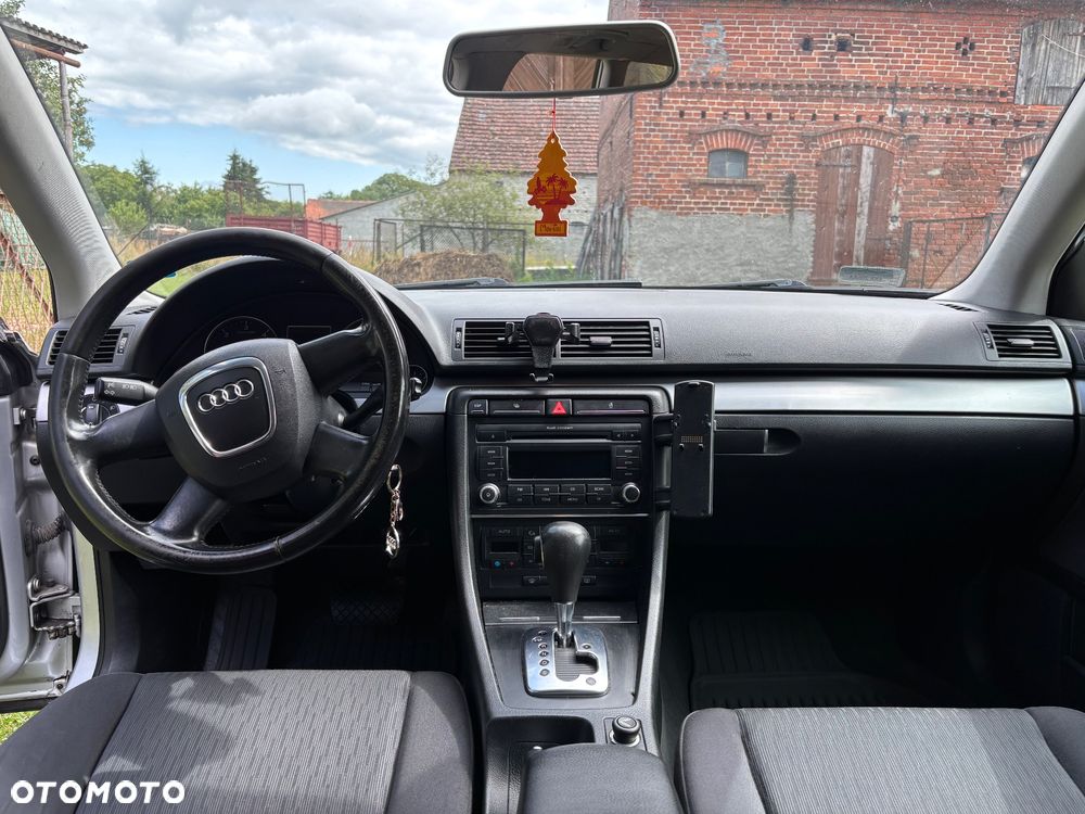 Audi A4 Avant 2.0 TDI DPF multitronic - 10