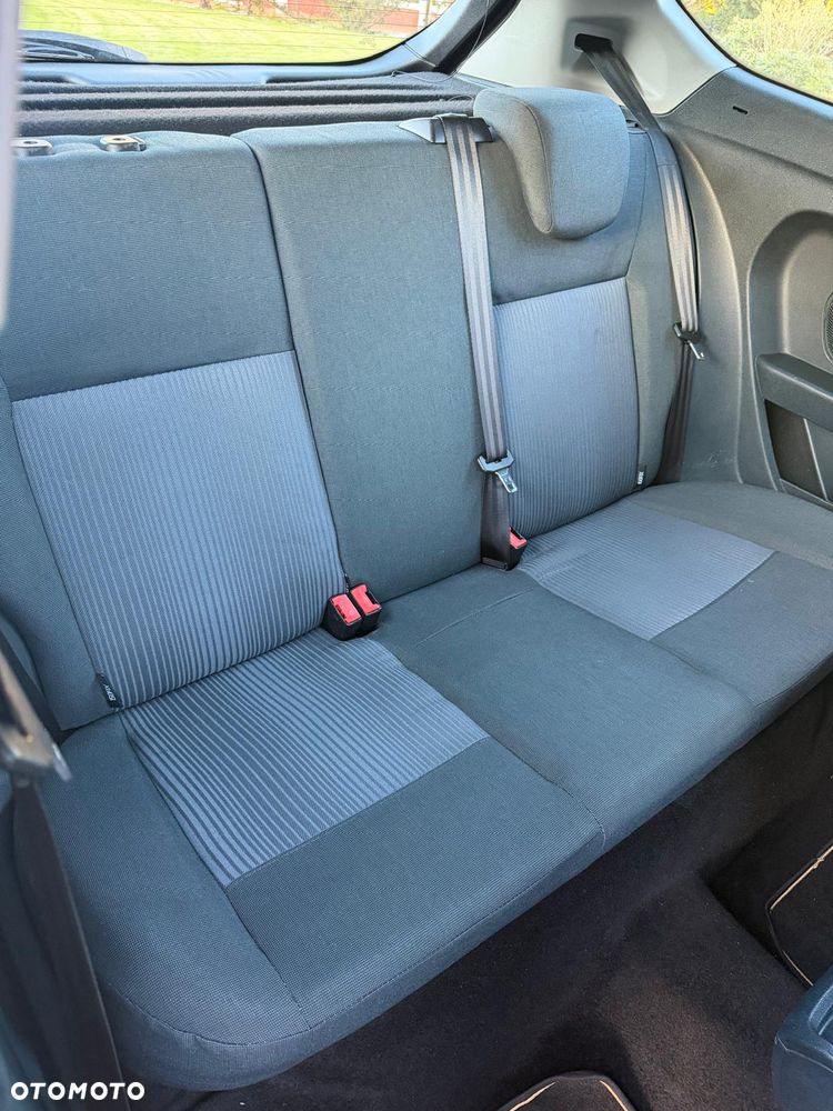 Ford Fiesta 1.4 TDCi Champions Edition - 16