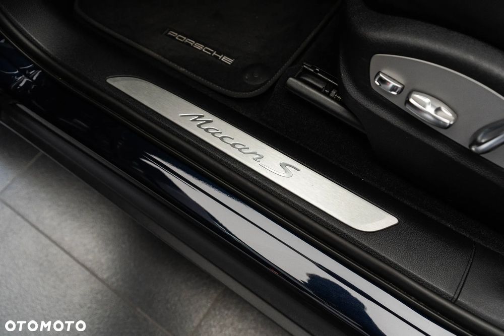 Porsche Macan S - 29
