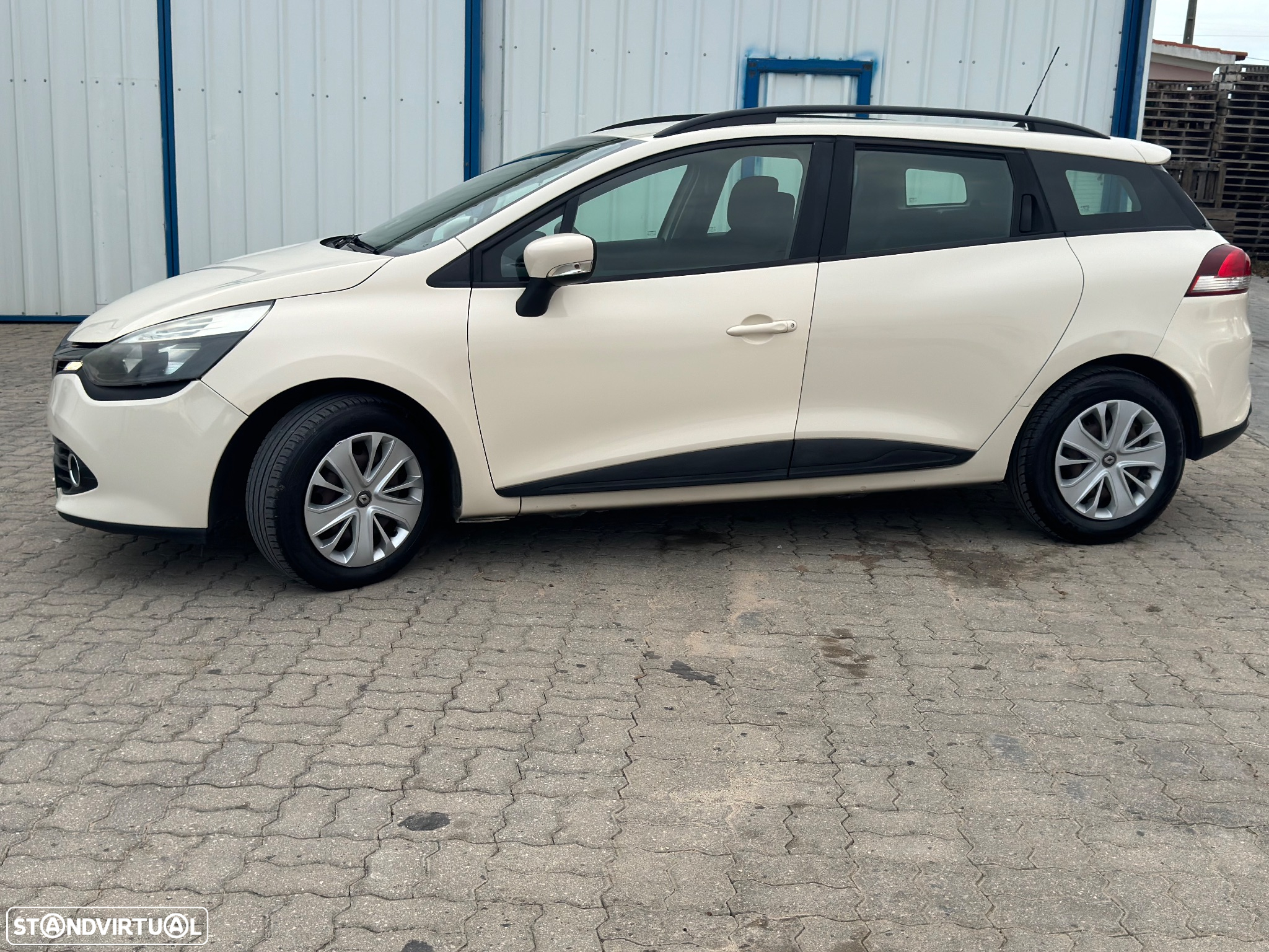 Renault Clio Sport Tourer - 3