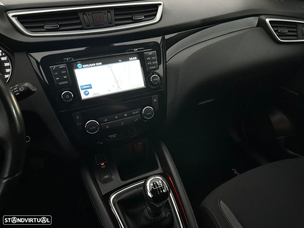 Nissan Qashqai 1.5 dCi Tekna - 18