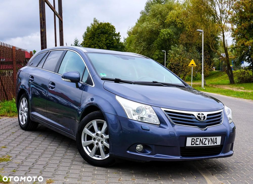 Toyota Avensis 2.0 Prestige NAVI