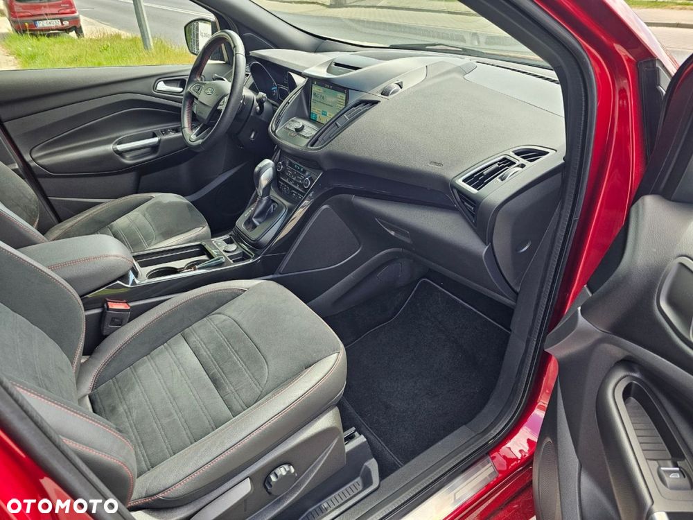 Ford Kuga - 21