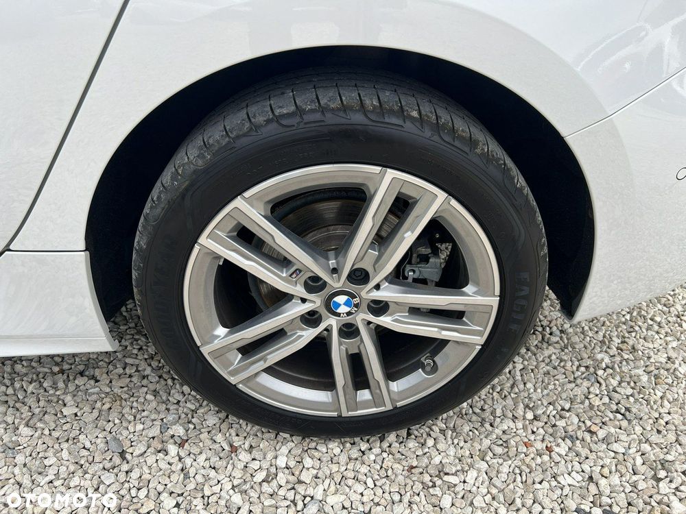 BMW Seria 1 116i M Sport - 6