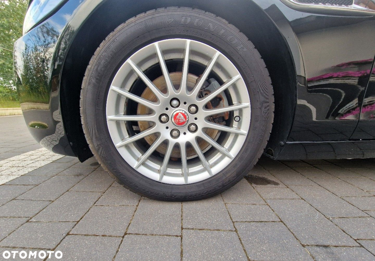 Jaguar XE - 39