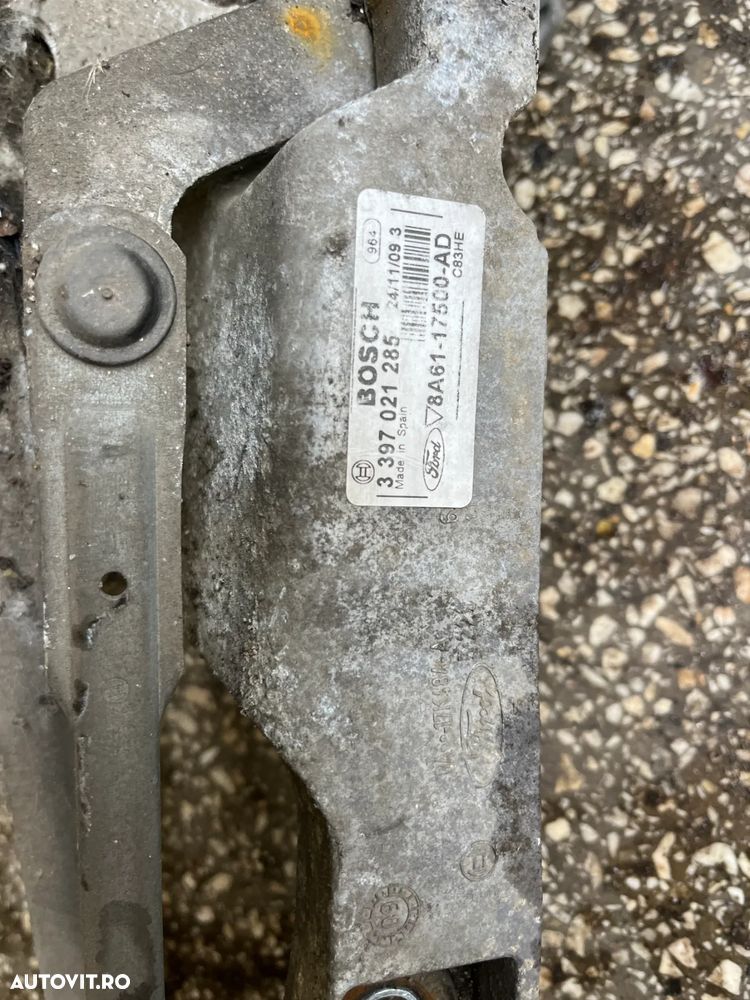 Ansamblu complet cu motoras stergatoare Ford Fiesta MK6 2011 Europa - 3