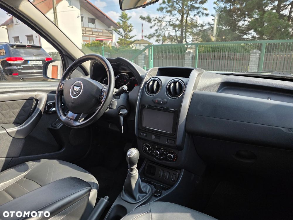 Dacia Duster 1.2 TCe Prestige S&S EU6 - 8