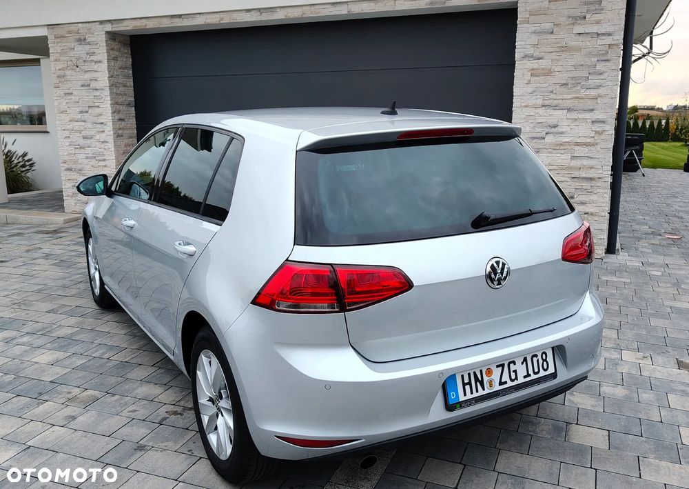 Volkswagen Golf 1.6 TDI BlueMotion Technology DSG Lounge - 5