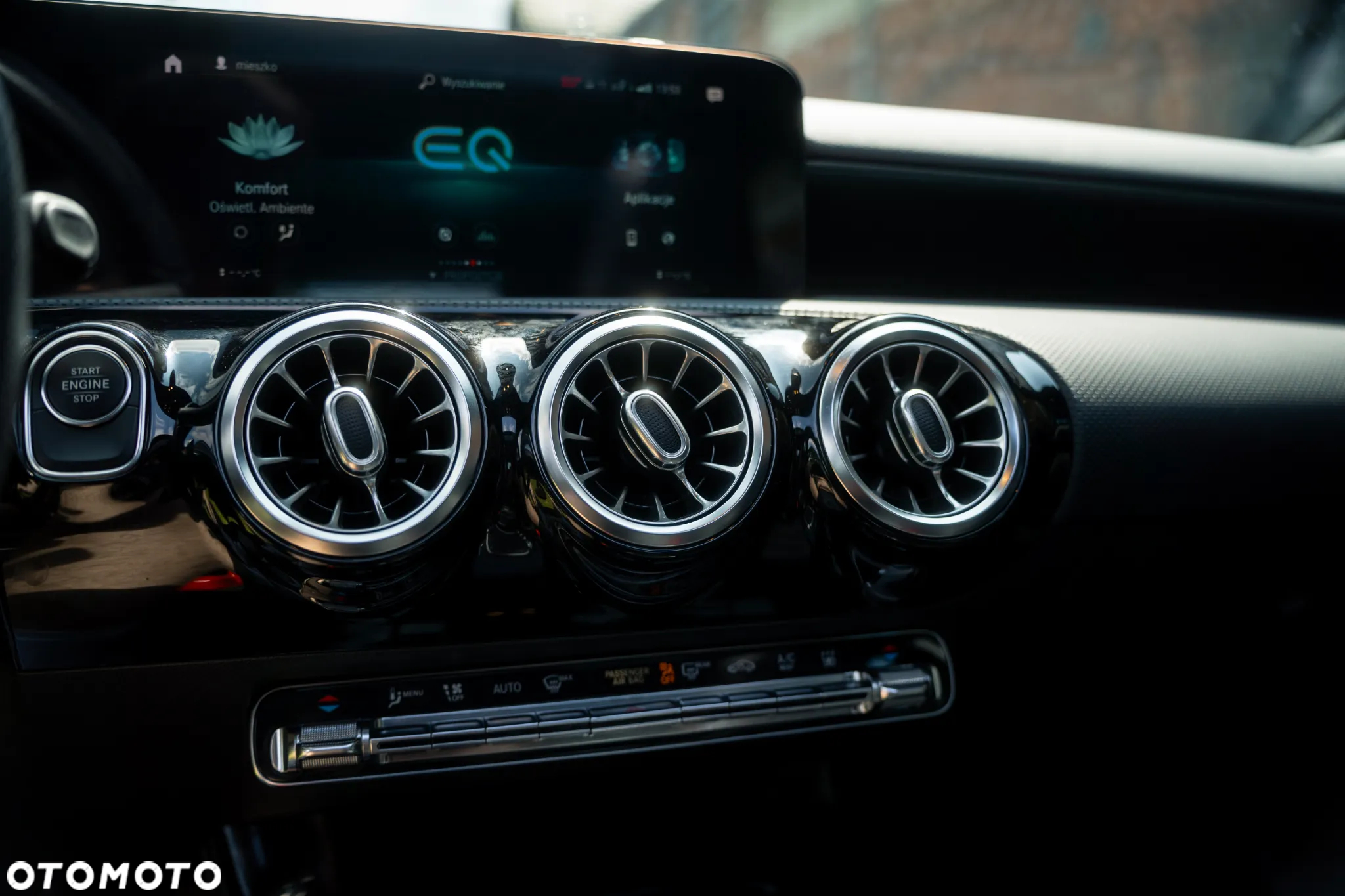 Mercedes-Benz Klasa A 250 e 8G-DCT AMG Line Advanced Plus - 21