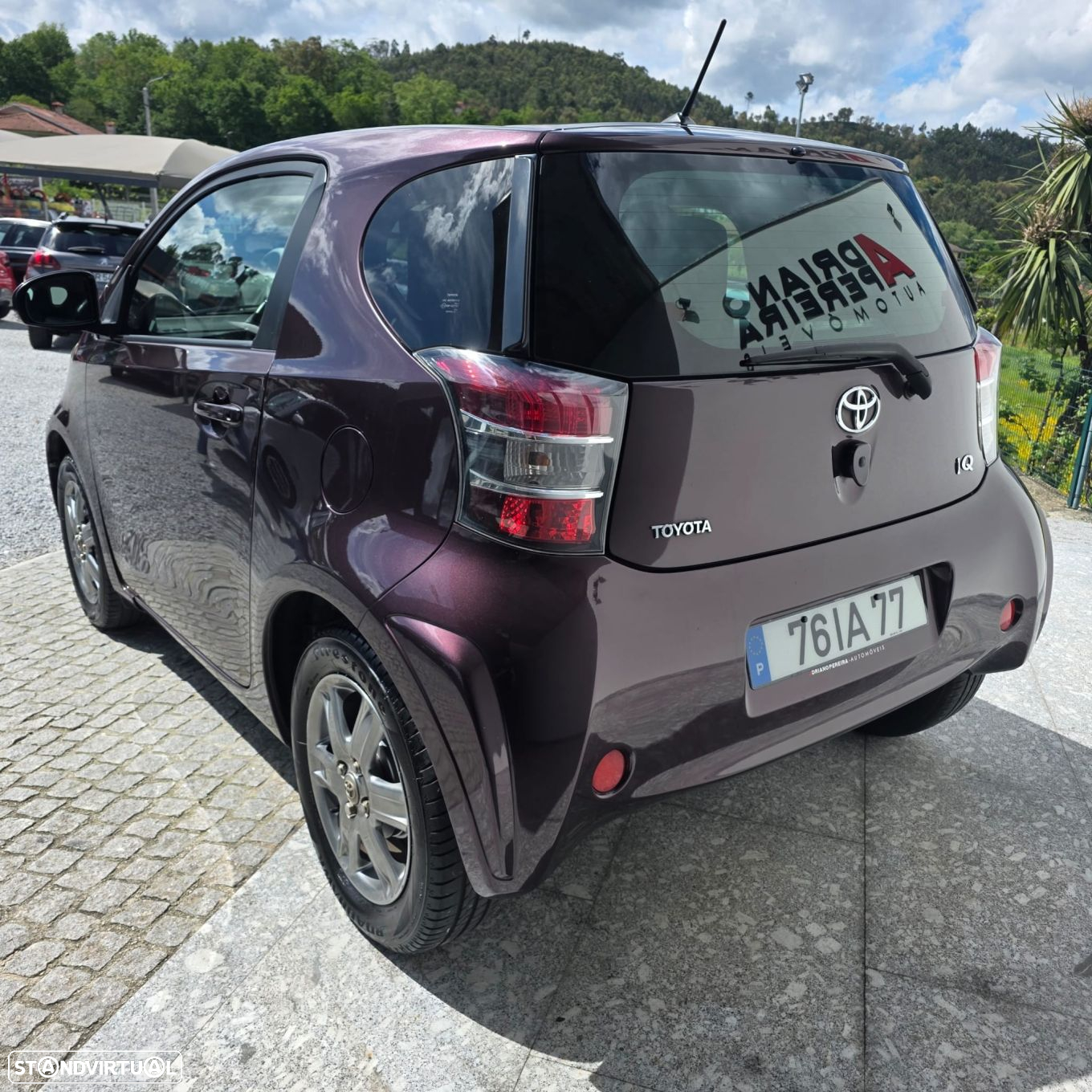 Toyota iQ 1.0 VVT-i 2 MultiDrive - 2