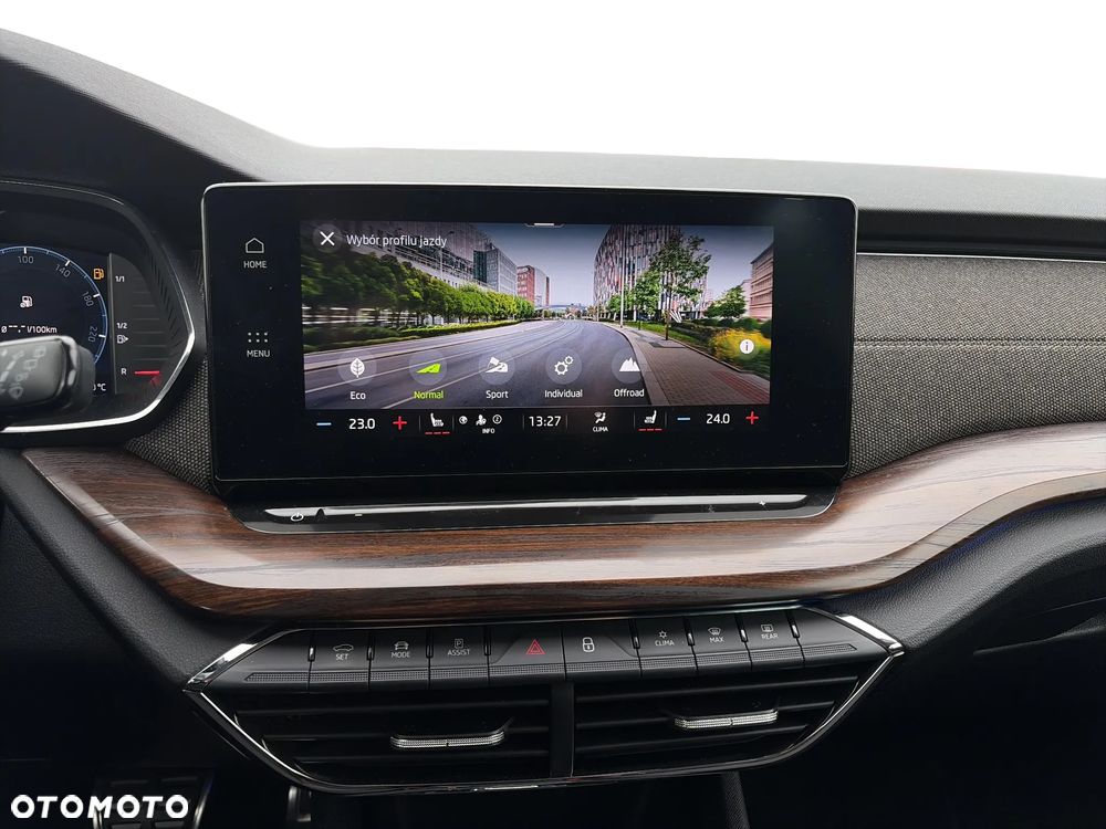 Skoda Octavia 2.0 TSI 4x4 Scout DSG - 21