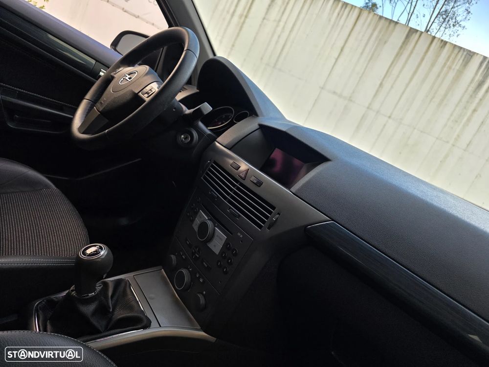 Opel Astra 1.3 CDTI Cosmo - 43