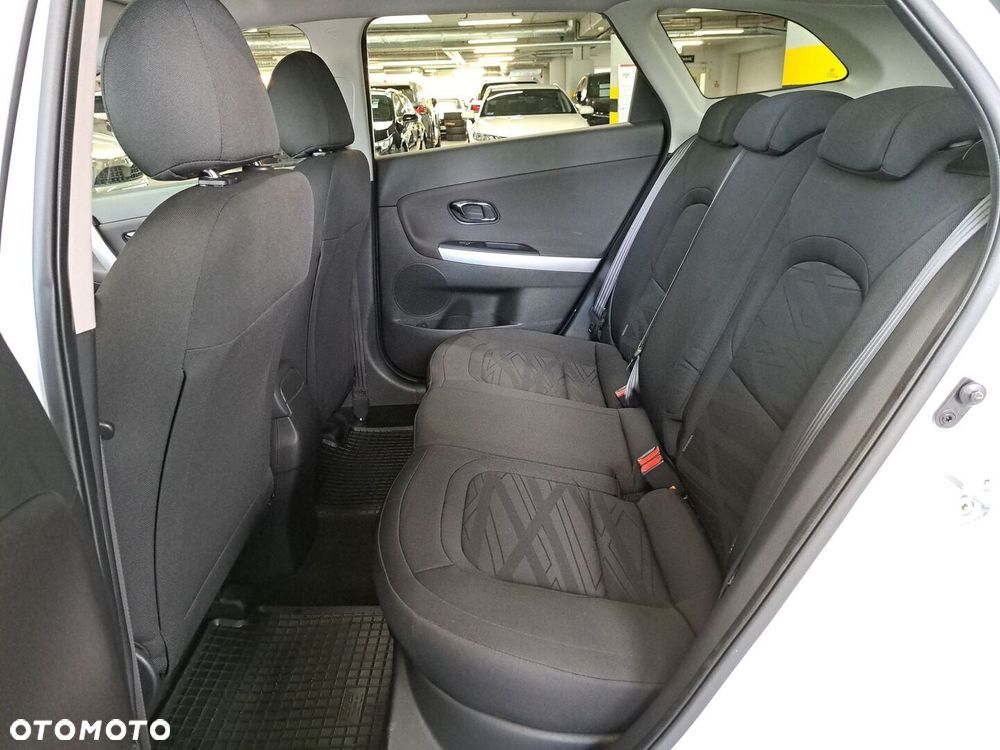 Kia Ceed - 12