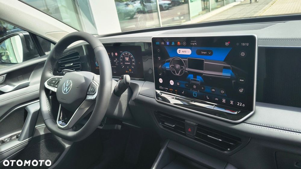 Volkswagen Tiguan - 32