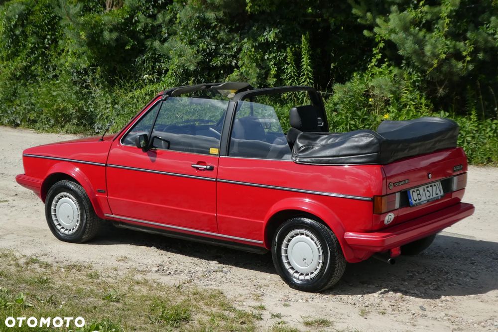 Volkswagen Golf 1.6 Base / C - 11