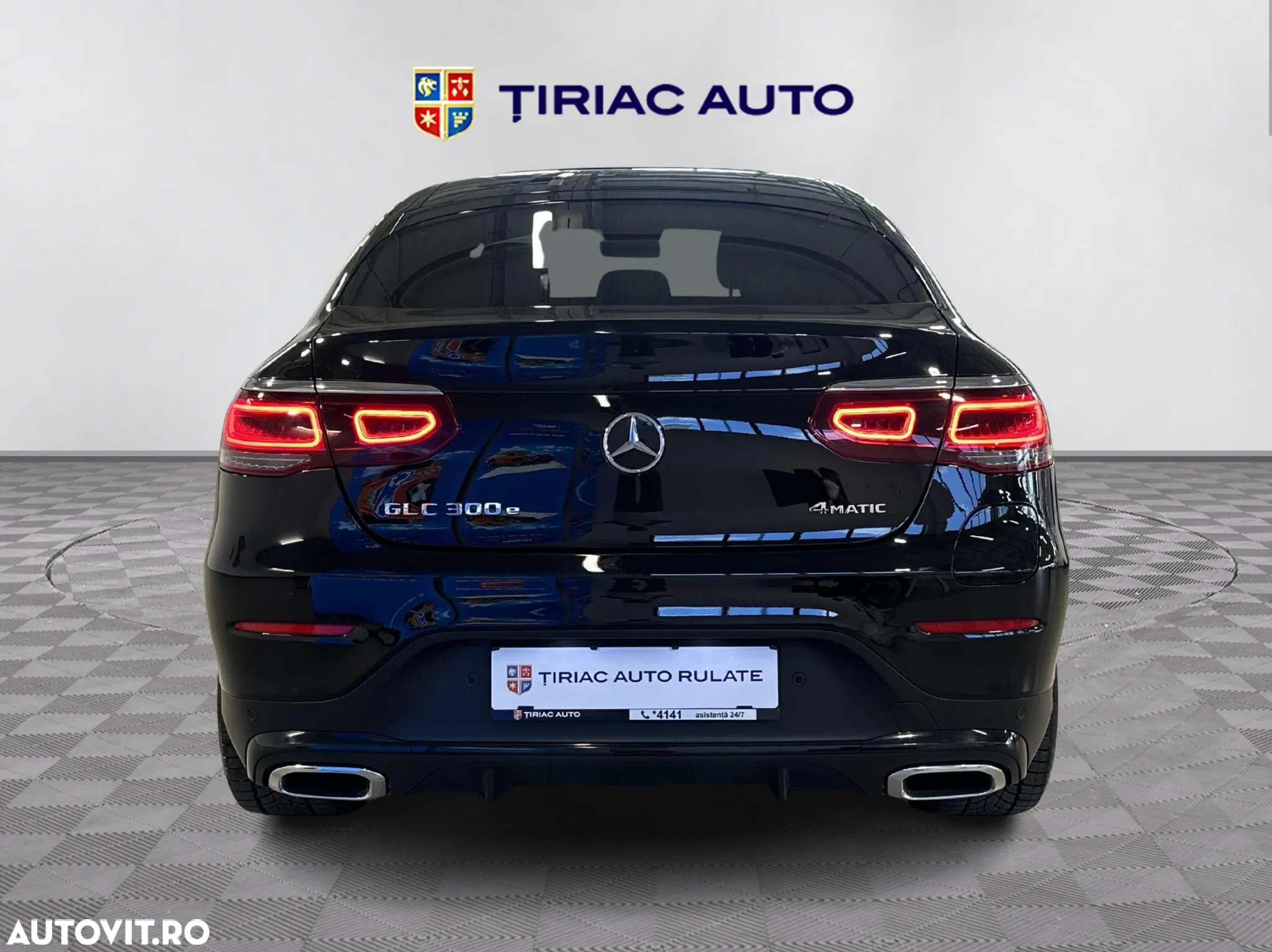 Mercedes-Benz GLC Coupe 300 e 4Matic 9G-TRONIC AMG Line - 4