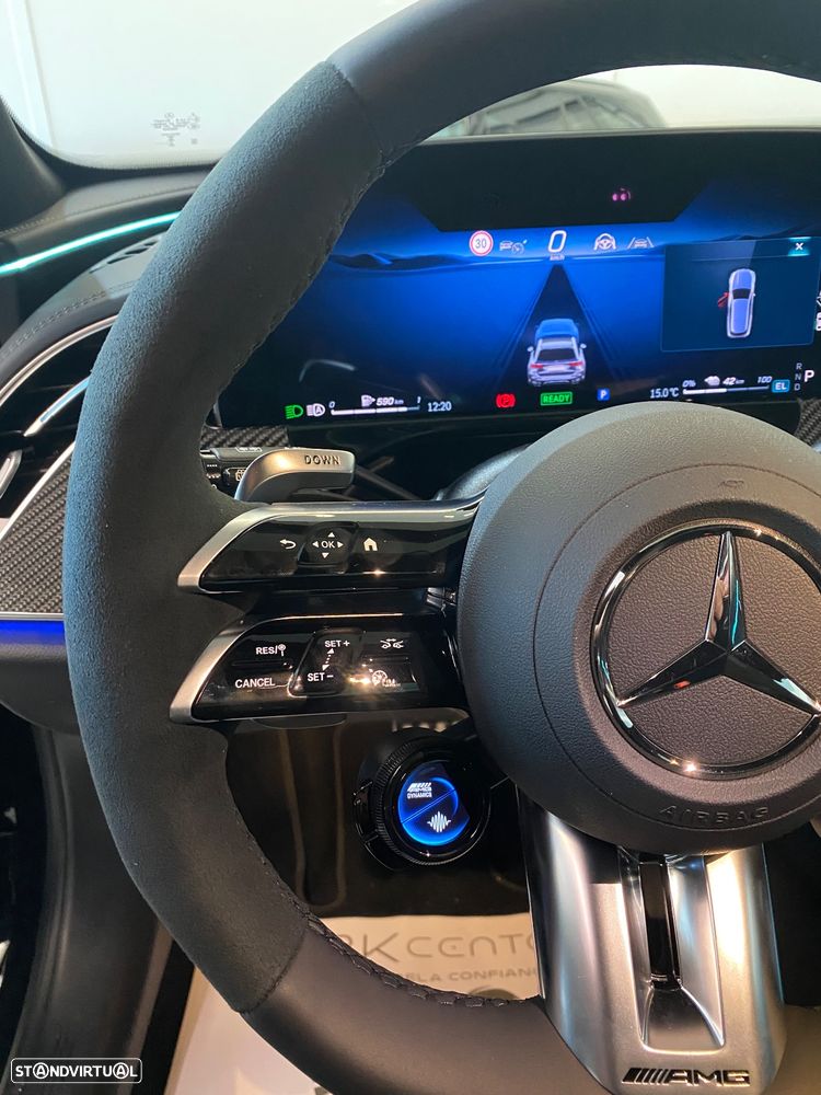 Mercedes-Benz E 53 AMG Hybrid 4Matic+ - 15