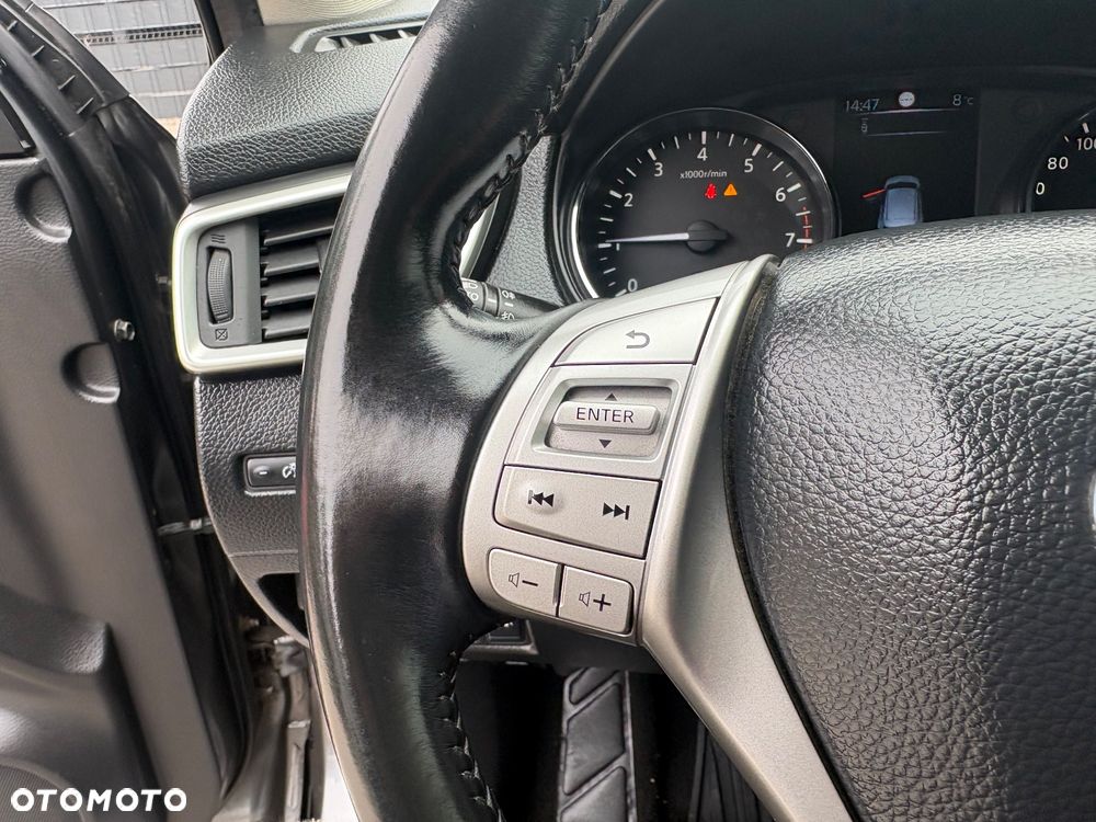 Nissan Qashqai 1.6 DIG-T Acenta - 25