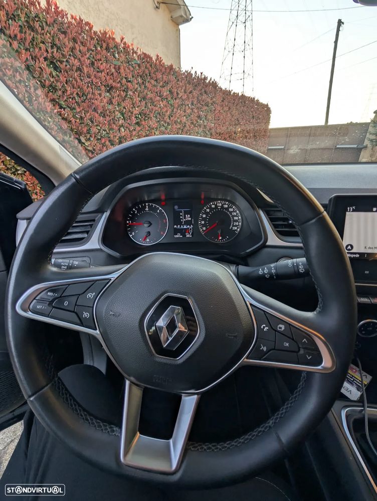 Renault Captur BLUE dCi 115 BUSINESS EDITION - 14